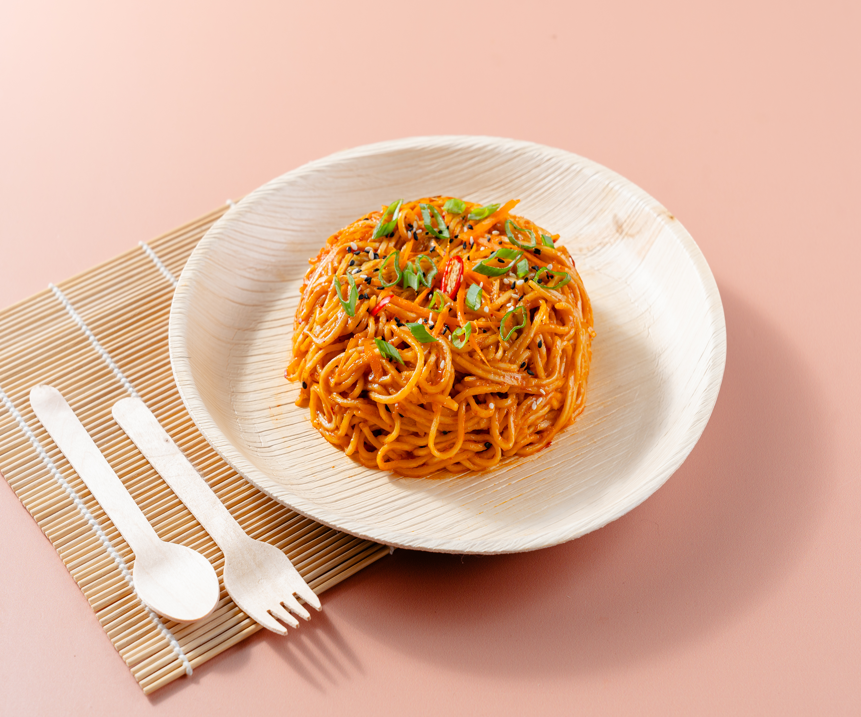 12" (30 cm) Round Disposable Palm Leaf Plates